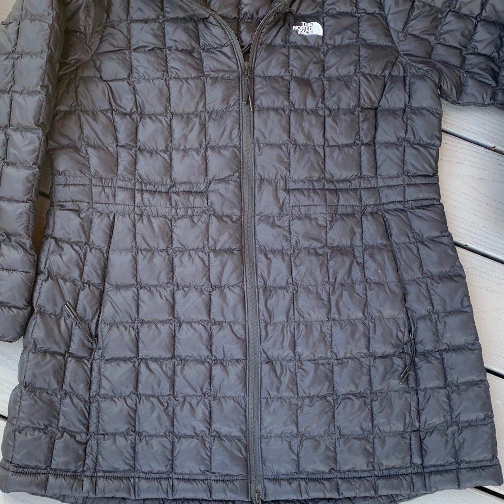 The North Face ThermoBall Hooded Parka - Picture 5 of 14
